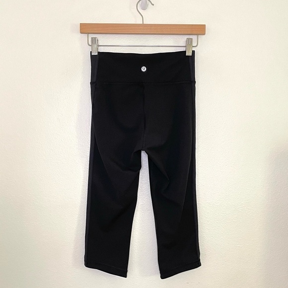 Lululemon Squad Goals Crop High Rise Athletic Legging 17” Black 4 - Picture 6 of 14